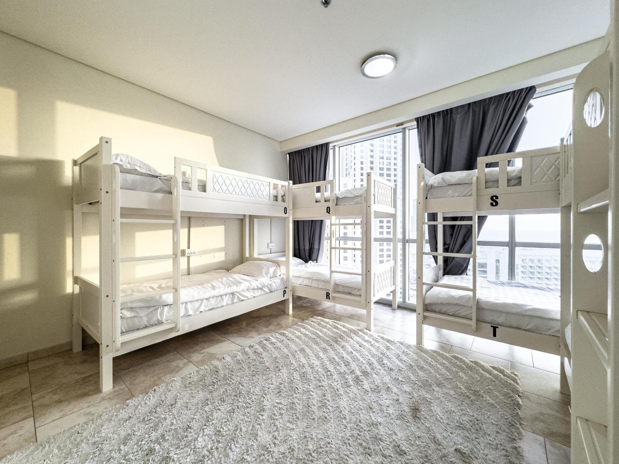 Ar Holiday Home Jbr Dubai Bagian luar foto