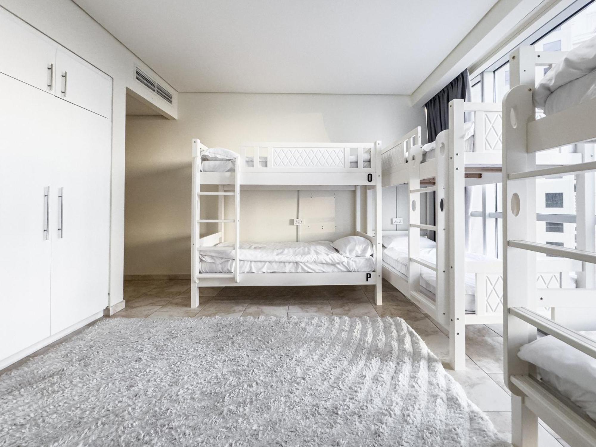 Ar Holiday Home Jbr Dubai Bagian luar foto